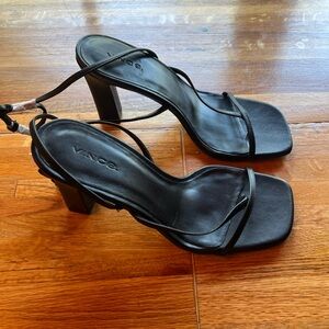 Women's Sz 8 M Vince Qiana Strappy Leather Ankle-Strap Sandals  $330 NWOB Square